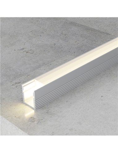 Perfil de aluminio de superficie FINE con difusor y accesorios, 2 metros, sección 7,8x9 mm