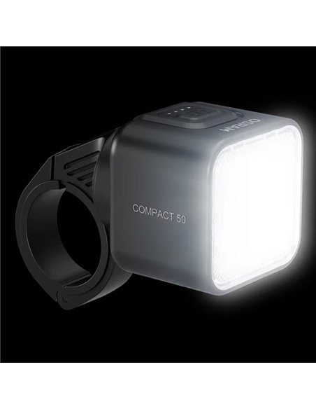 Conjunto de luzes de bicicleta LEDsBIKE COMPACT 50 de 50 lux com USB-C, classificação IP54 e suporte Garmin de 2,2 a 35 mm.