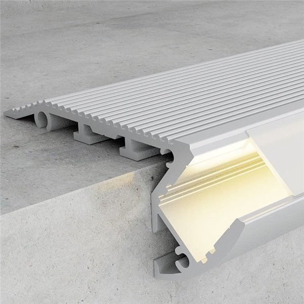 Perfil de escada OIEW para fitas de LED, 2 metros, alumínio, com tampas de extremidade e difusor, 65x26,5mm, LM3817