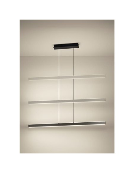 Suspension LED linéaire noire CIGGIANO, réglable en hauteur, 1500 mm, 30 W, 4440 lm, intensité variable avec télécommande.