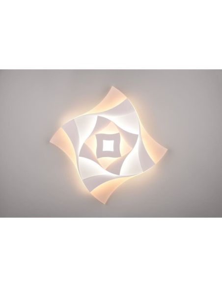 Plafonnier AKITA aux formes géométriques et effets 3D, 56 W, 6 550 lm, dimmable, 3 000-6 500 K