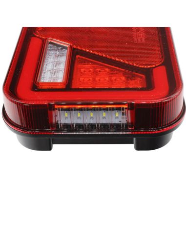 Piloto trasero LED Multiled IV con cable y luz de matricula lateral Aspock