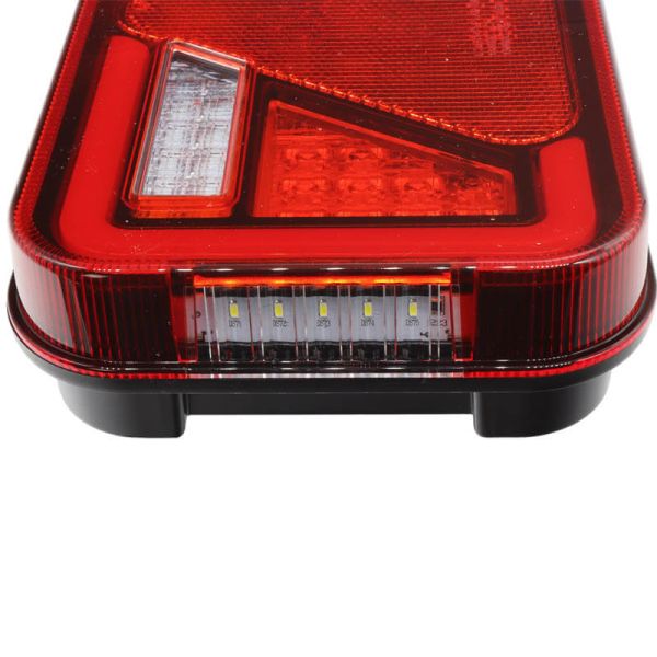 Feu arrière LED Aspock Multiled IV avec câble et éclairage latéral de plaque d'immatriculation