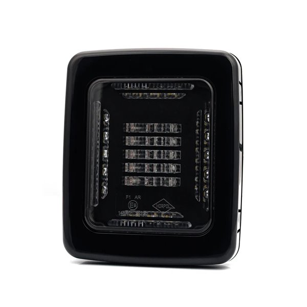 Lanterna traseira de LED CUBE LZD 2876 com moldura preta | Luzes de ré e de neblina | IP68 12/24V | F1 AR