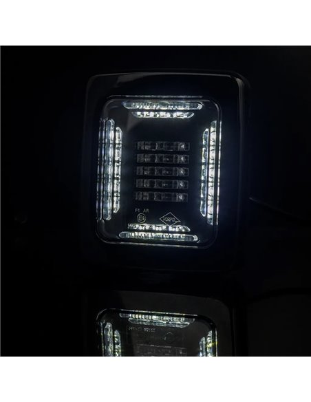 Piloto Trasero LED Marco Negro CUBE LZD 2876 | Marcha Atrás y Antiniebla | IP68 12/24V | F1 AR