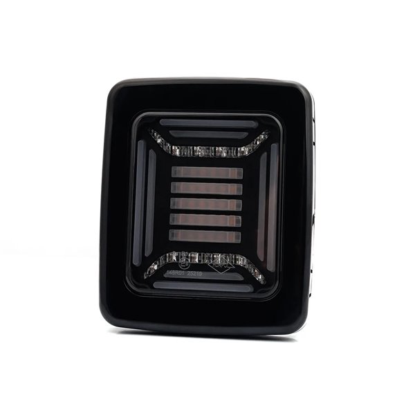 Piloto Trasero LED CUBE Black | Posición NEON, Freno e Intermitente Dinámico | IP68 12/24V | 2a R1 S1