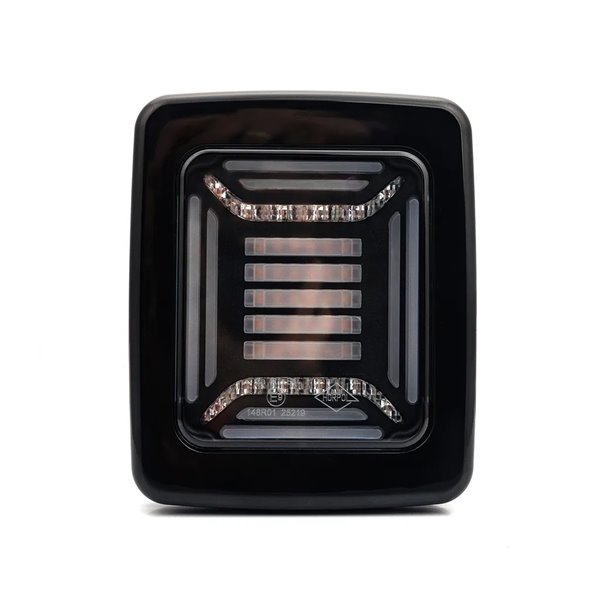 Piloto Trasero LED CUBE Black | Posición NEON, Freno e Intermitente Dinámico | IP68 12/24V | 2a R1 S1