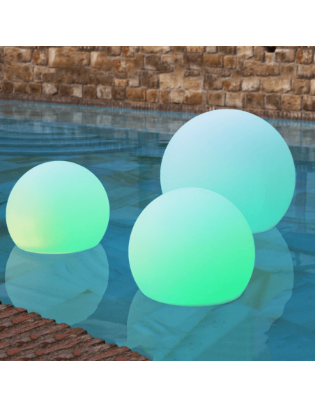 Achetez 20, 30 ou 40 boules LED solaires multifonctionnelles flottantes pour jardin, nouvelle lumière verte d'ambiance | LeonLed