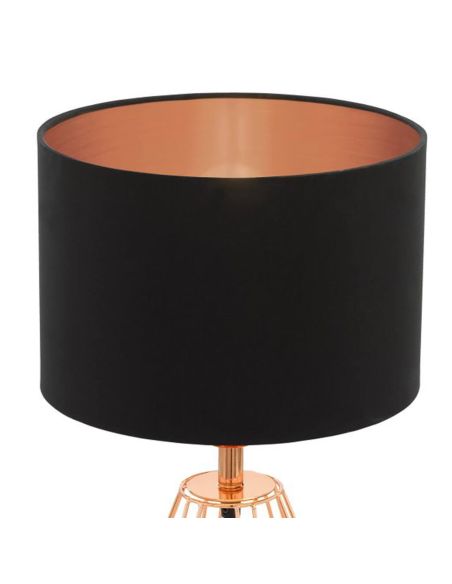 Detalhe do candeeiro de mesa Carlton 2 em cobre e preto com lâmpada E14 da Eglo.