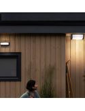 Iluminação moderna para varanda com luminária de teto Moonshine.