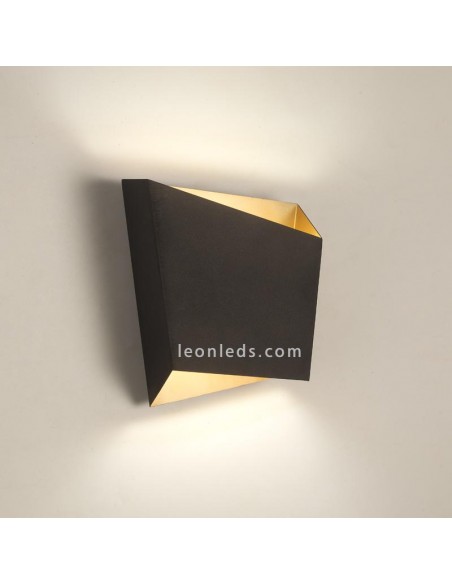 Aplique de pared Asimetric Negro y Dorado para bombilla GX53 de Mantra Iluminación | LeonLeds.com