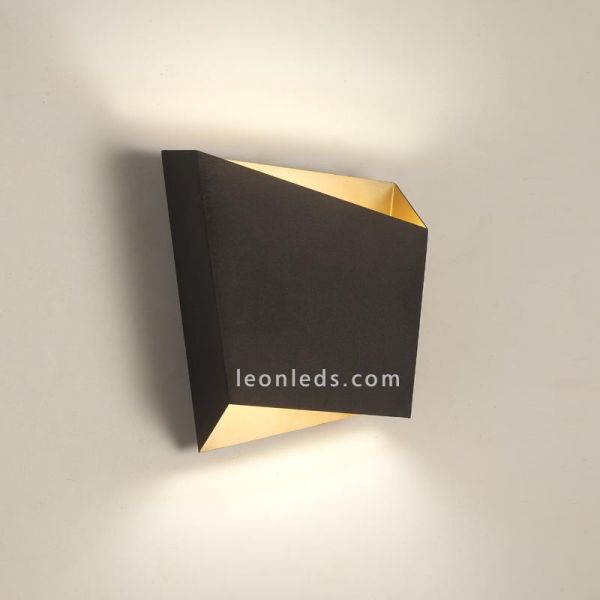 Aplique de pared Asimetric Negro y Dorado para bombilla GX53 de Mantra Iluminación | LeonLeds.com