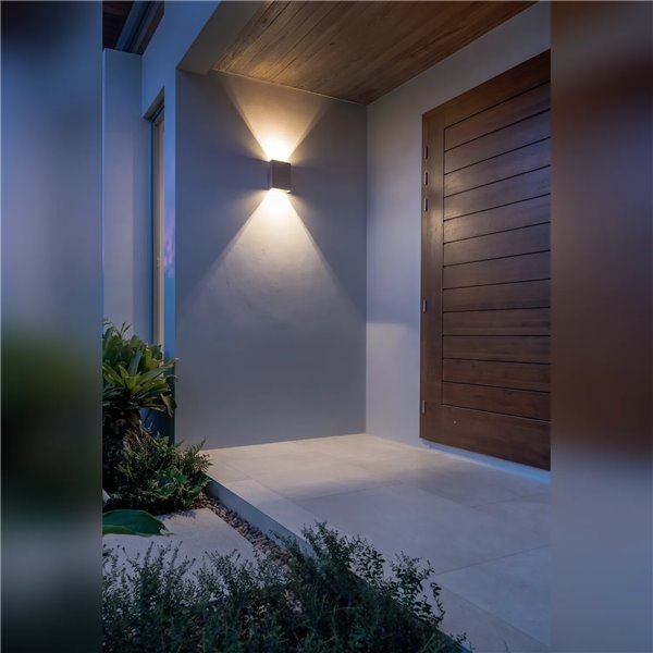 HUEZ LED-Außenwandleuchte, nach oben und unten gerichtet, IP65, 5+5 W, 3000 K, 800 lm