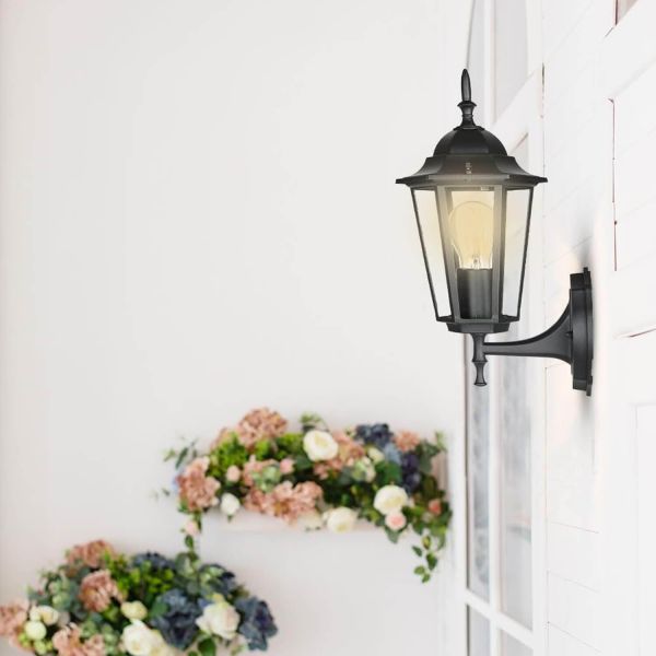 Instalado en fachada Aplique Exterior Negro E27 de Aluminio rustico | LeonLeds