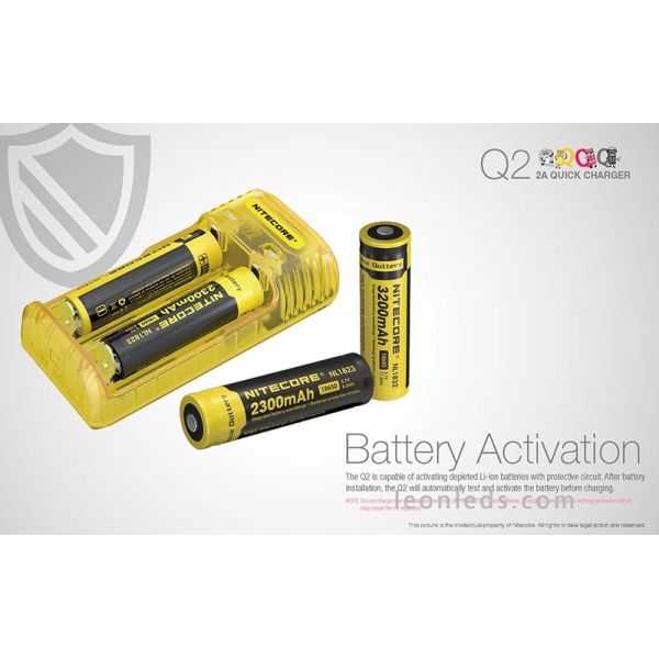Cargador de baterías Nitocore Q2 para adaptador de coche | Cargador Amarillo Nitecore Q2 | LeonLeds Iluminación