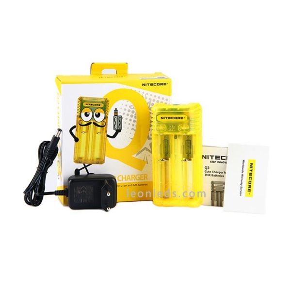 Nitecore Q2 Color amarillo limon | Cargador de 2 bahías para adaptador de coche | LeonLeds Iluminación