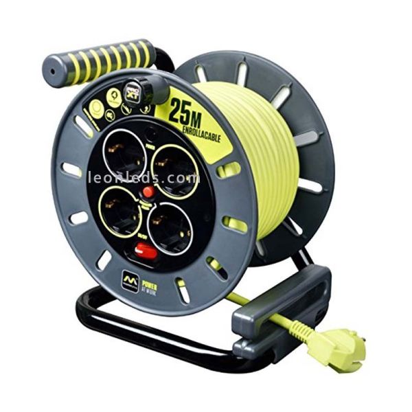 Enrollacables de 25M con 4 enchufes | LeonLeds.com