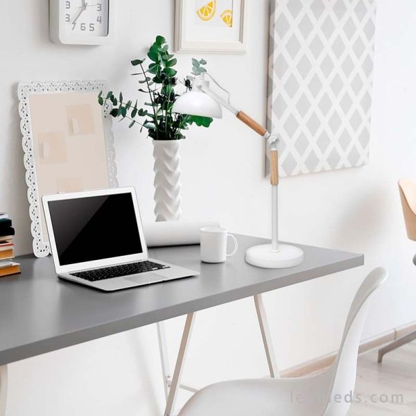 Lámpara de Sobremesa estilo Nórdico de la serie Upsala de Fabrilamp con casquillo E27 | LeonLeds.com