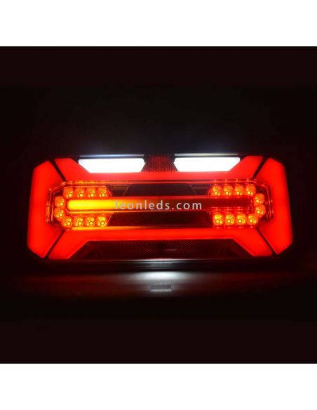 Feu arrière à LED pour camion avec clignotant dynamique