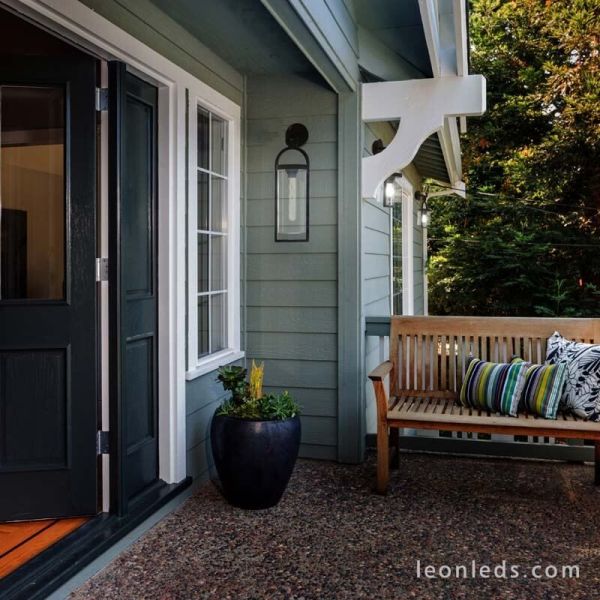 Aplique de pared para exterior suspendido serie Maya de Mantra 6552 | LeonLeds Iluminación