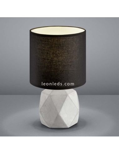 Cimento Pike e Candeeiro de Mesa Preto