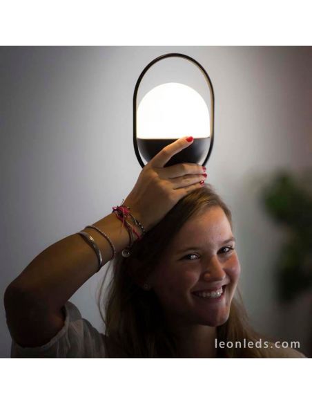 Lampe de table à emporter de Faro Barcelona | LEonLedshipping24 heures