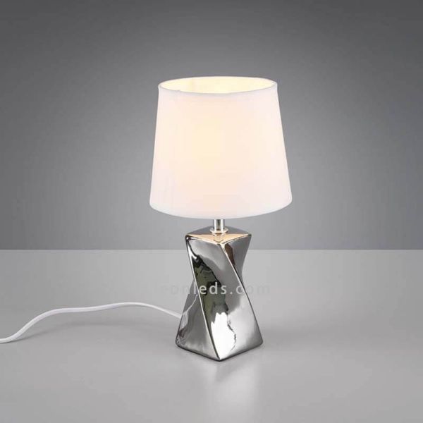 Abeba la lámpara de sobremesa plateada de Trio Lighting | LeonLedsiluminacion