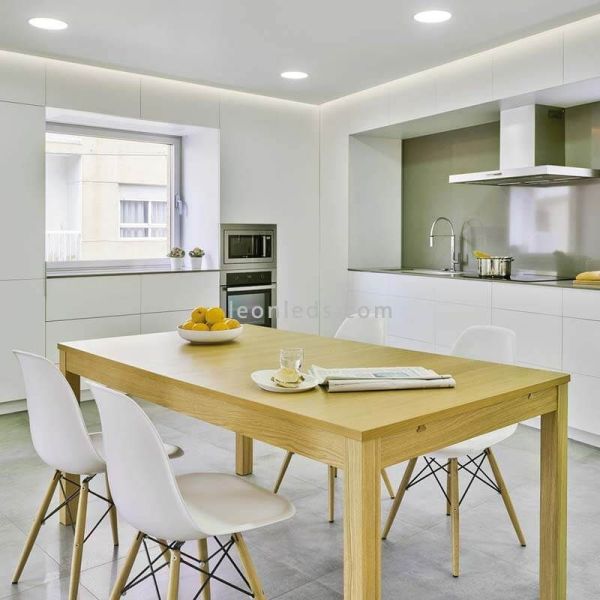 Cocina con Downlight LED Fox Mini 2
