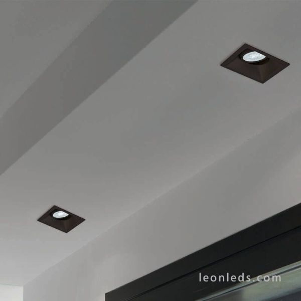 Luz embutida quadrada preta