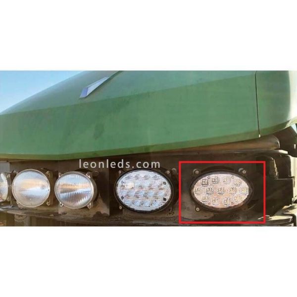 Faro LED ovalado John Deere Empotrable serie 8020 y 8020T Agropar | LeonLeds Iluminación