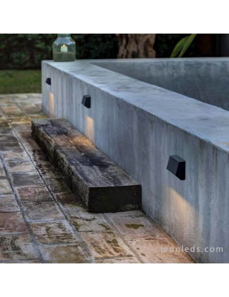 Farol LED de superfície exterior Must Faro Barcelona | Leon Iluminação LED