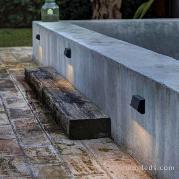 Baliza LED superficie exterior Must Faro Barcelona | LeonLeds Iluminación