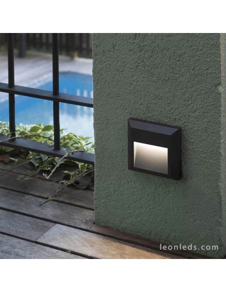 Baliza LED de superficie cuadrada Grant Faro Barcelona 70655 | LeonLeds Iluminación