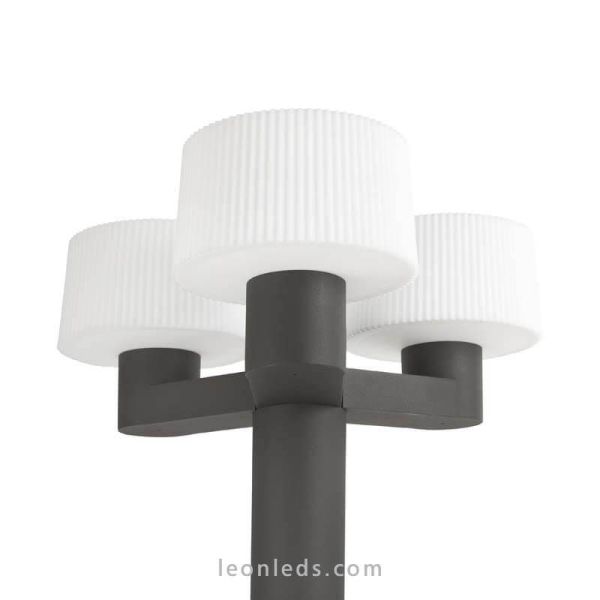 Farola de jardín con 2 brazos Muffin 74436 Faro Barcelona | LeonLeds Iluminación