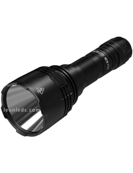 Linterna de Mano Nitecore New P30 Largo Alcance Nitecore | LeonLeds Iluminación