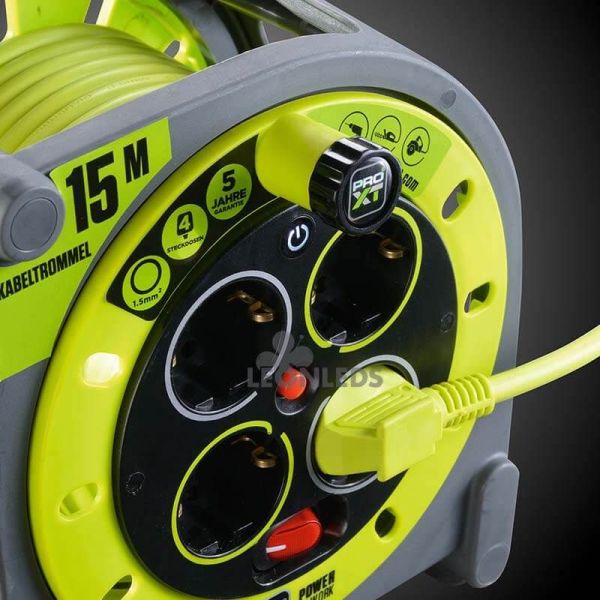 Enrollacables 15 metros + 4 Enchufes 3000W 250V Luceco Pro XT | LeonLeds