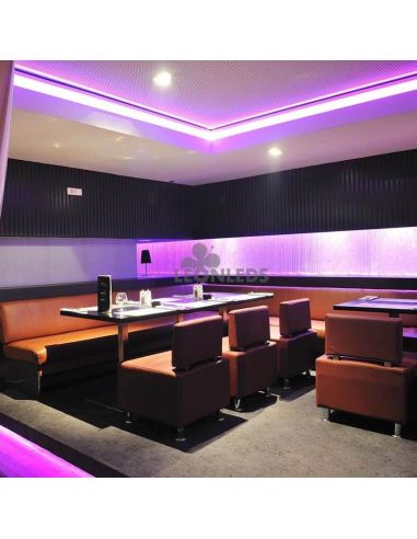 Fita LED 2558 9W/m IP20 RGB 5 metros Vtac | Fita LED RGB multicolorida para sala | Venda de fitas de LED | Leon Iluminação LED