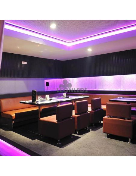 Ruban LED 2558 9W/m IP20 RVB 5 mètres Vtac | ruban LED RVB multicolore pour salon | Vente de rubans LED | Éclairage LeonLeds