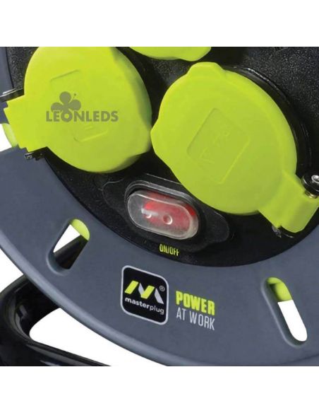 Enrollacable IP44 25M + 3 Enchufes 3000W 250V Luceco Pro XT | LeonLeds