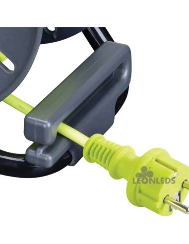 Enrouleur de câble IP44 25M + 3 prises 3000W 250V Luceco Pro XT | leonleds