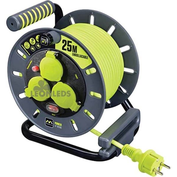 Enrollacable IP44 25M + 3 Enchufes 3000W 250V Luceco Pro XT | LeonLeds