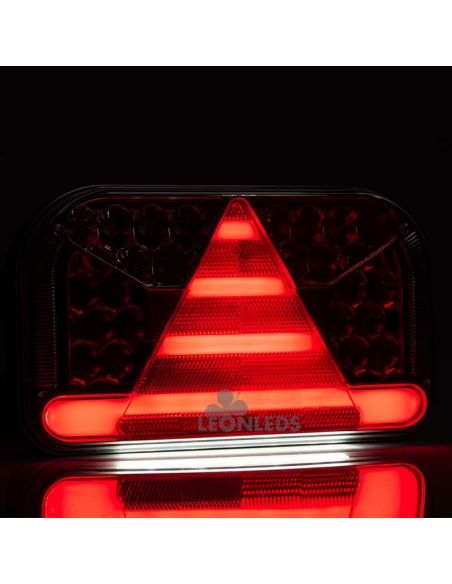 Feu arrière LED avec triangle avec connecteur AMP 7 broches 7 fonctions FT-170 | Éclairage LeonLeds