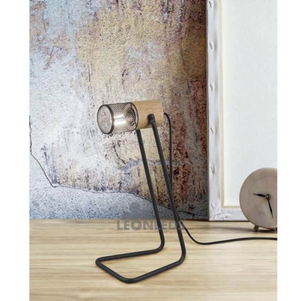 Lámpara de sobremesa LED de madera vintage Tosh de Trio Lighting| lámpara mesa mesita| LeonLeds Iluminación