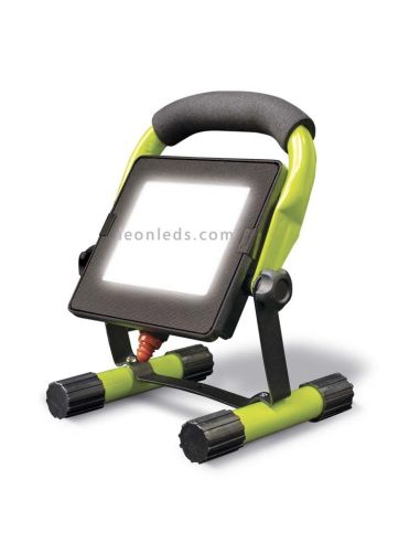 Proyector LED Portatil 30W con 1.5 Metros de Cable Luceco EFLDW30B50| LeonLeds.com