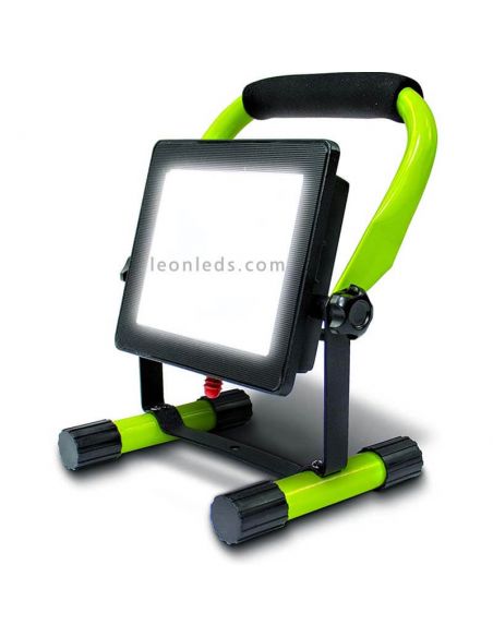 Proyector Portatil LED Potente 50W 1.5 Metros de Cable Luceco EFLDW50B50| LeonLeds.com