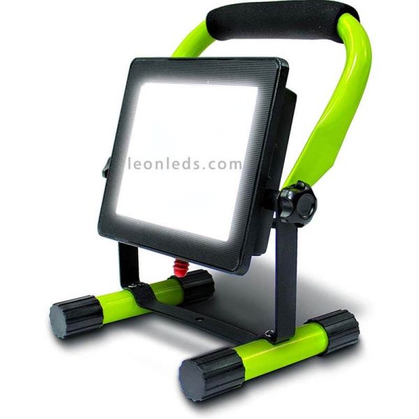 Proyector Portatil LED Potente 50W 1.5 Metros de Cable Luceco EFLDW50B50| LeonLeds.com
