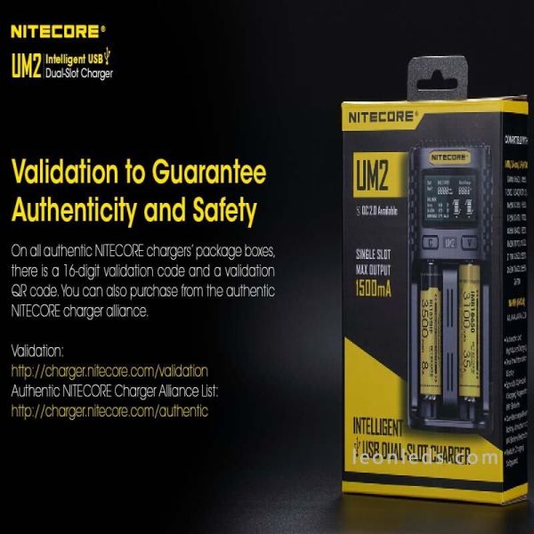 Chargeur universel avec écran LCD UM2 avec 2 baies Nitecore | Éclairage LeonLeds