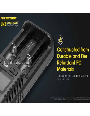Cargador universal con pantalla LCD UM2 con 2 Bahías Nitecore UM2 | LeonLeds