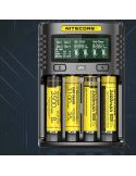 Cargador para 4 baterías UM4 con LCD Cargador inteligente Nitecore | LeonLeds