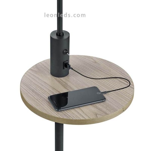 Candeeiro der pé com mesa pequena...